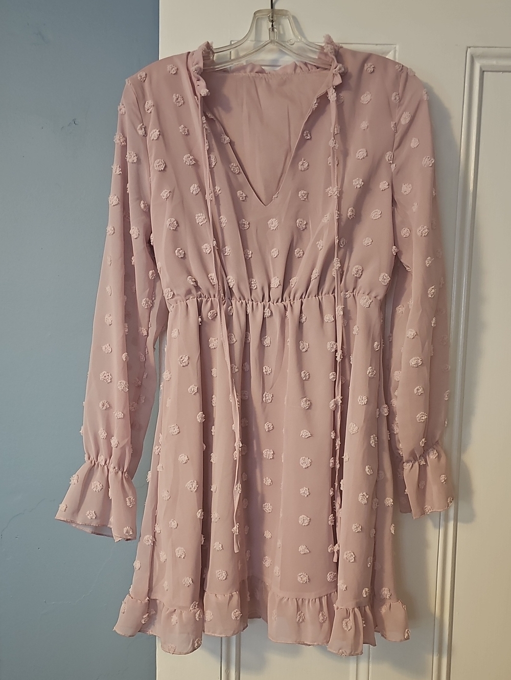 Womenās Blush Pink Textured Floral Mini Dress